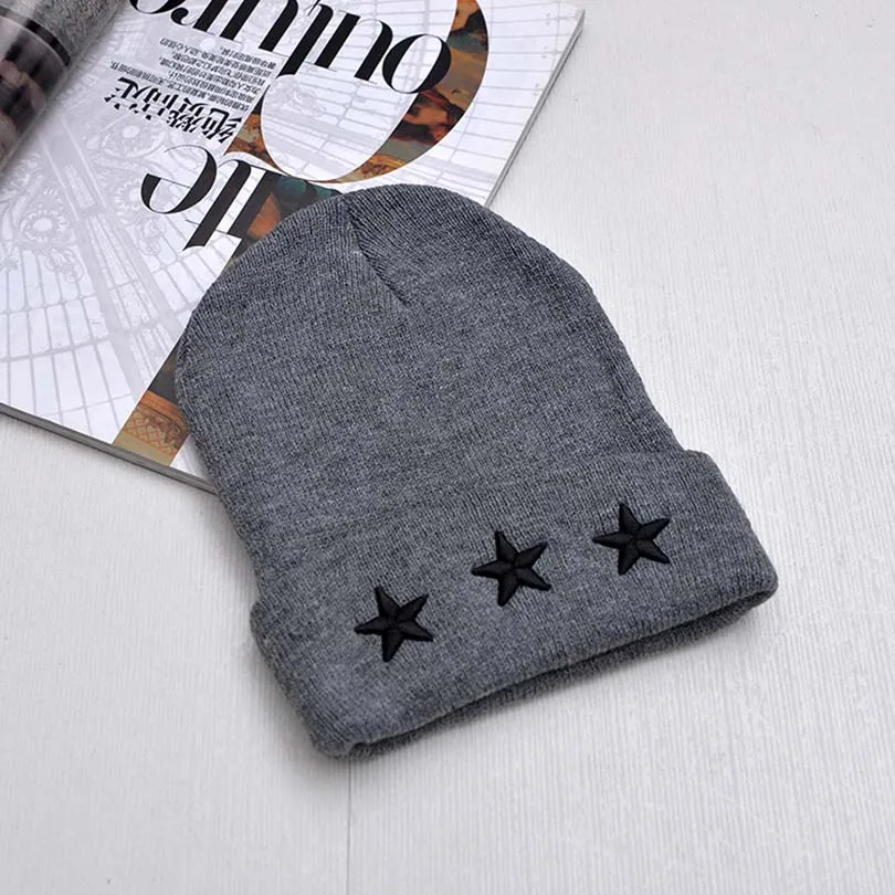 Brand New Spring Winter Beanie Hat for Men Women 3 Stars Pattern Fashion Black White Knitted Gorros Fitted Female Casual Hats - Цвет: 2