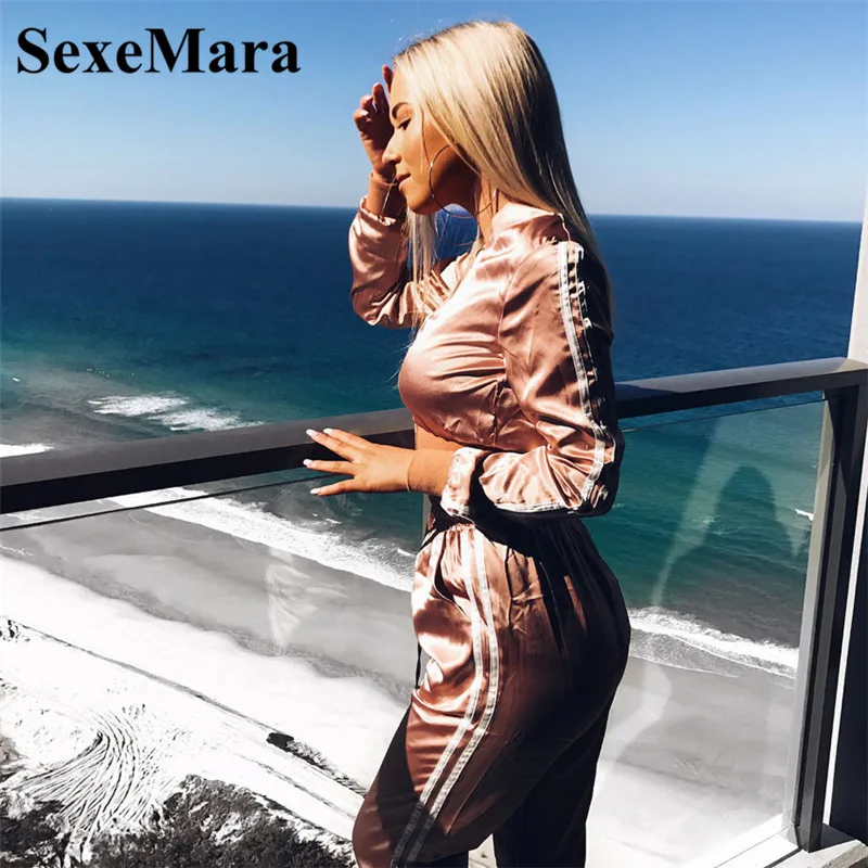 

ANJAMANOR Stripe Pink Outfit Satin Two Piece Set Sexy Tracksuit Women Crop Top Long Sleeve Jacket and Pants Casual Suit D0-AF71