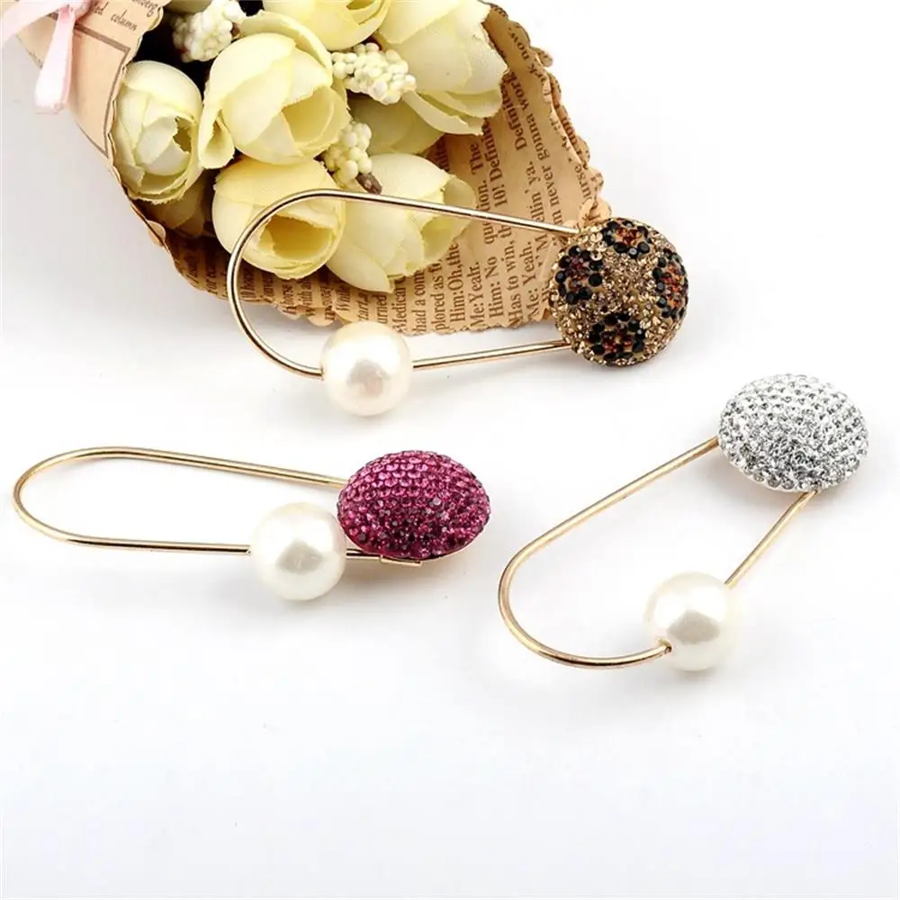 

Fixed Straps Anti Slip Pin Korean Simple Pearl Brooch Women's Accessories Cardigan Anti Wearing Pins Enamel Pin Mujer Broche