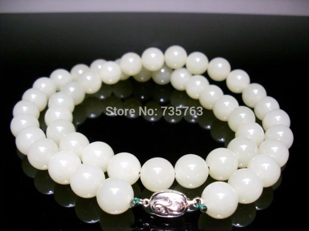 

xiuli 0014917 VERY VALUABLE LIGHT GREEN OR GRAY "PEARL LIGHT" NEPHRITE HETIAN JADE NECKLACES