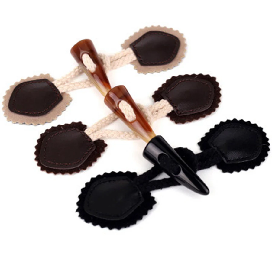 

5 Pairs Vintage Toggle Button PU Leather Patch Duffle Horn Button for Craft Jacket Coat Brown Combined Buttons Sewing Materials