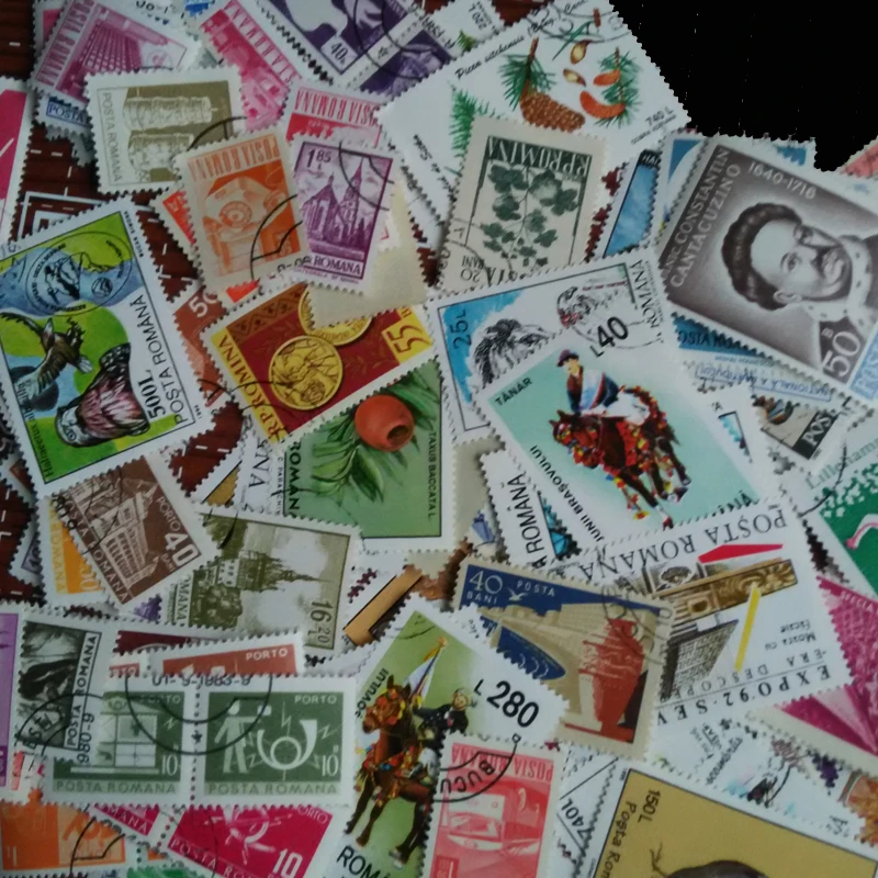 

100 pcs / lot All Different Romania Timbru Special Commemorative Canceled Postage Stamps With Post Mark For Collection