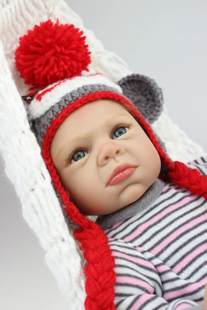 

50CM Reborn Baby Doll Soft Vinyl Like Silicone girl Christmas Gift Baby Toys Birthday Gifts Juguetes boneca LifeLike Play Doll