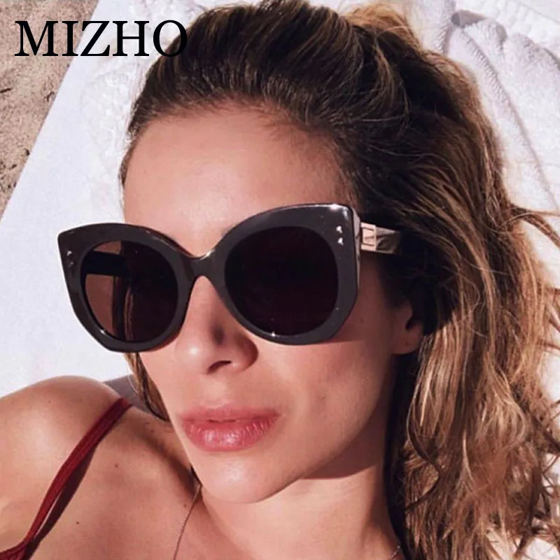 

MIZHO Fashion Beige Protable Square Sunglasses Women Vintage 2019 Quality Gradient Sun glasses Oversized Ladies Brand Designer