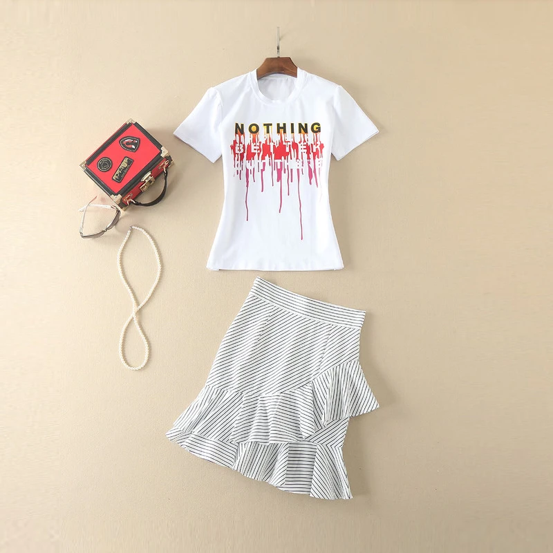 2017 Latest Verão New Arrival Moda O Pescoço de Manga Curta T shirt Impressão + Trumpet Assimétrica Mini Saia Terno Mulheres 12185