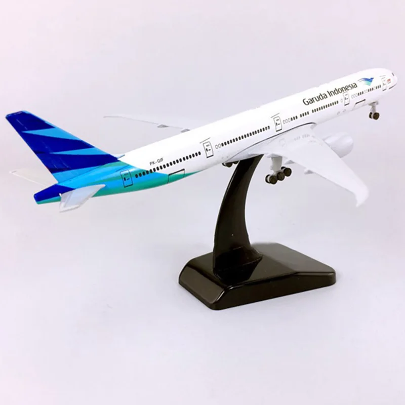 18 см 1:400 Boeing B777-300 модель Garuda Indonesia с пластиковой основой сплав самолет коллекционный дисплей статический или детский подарок