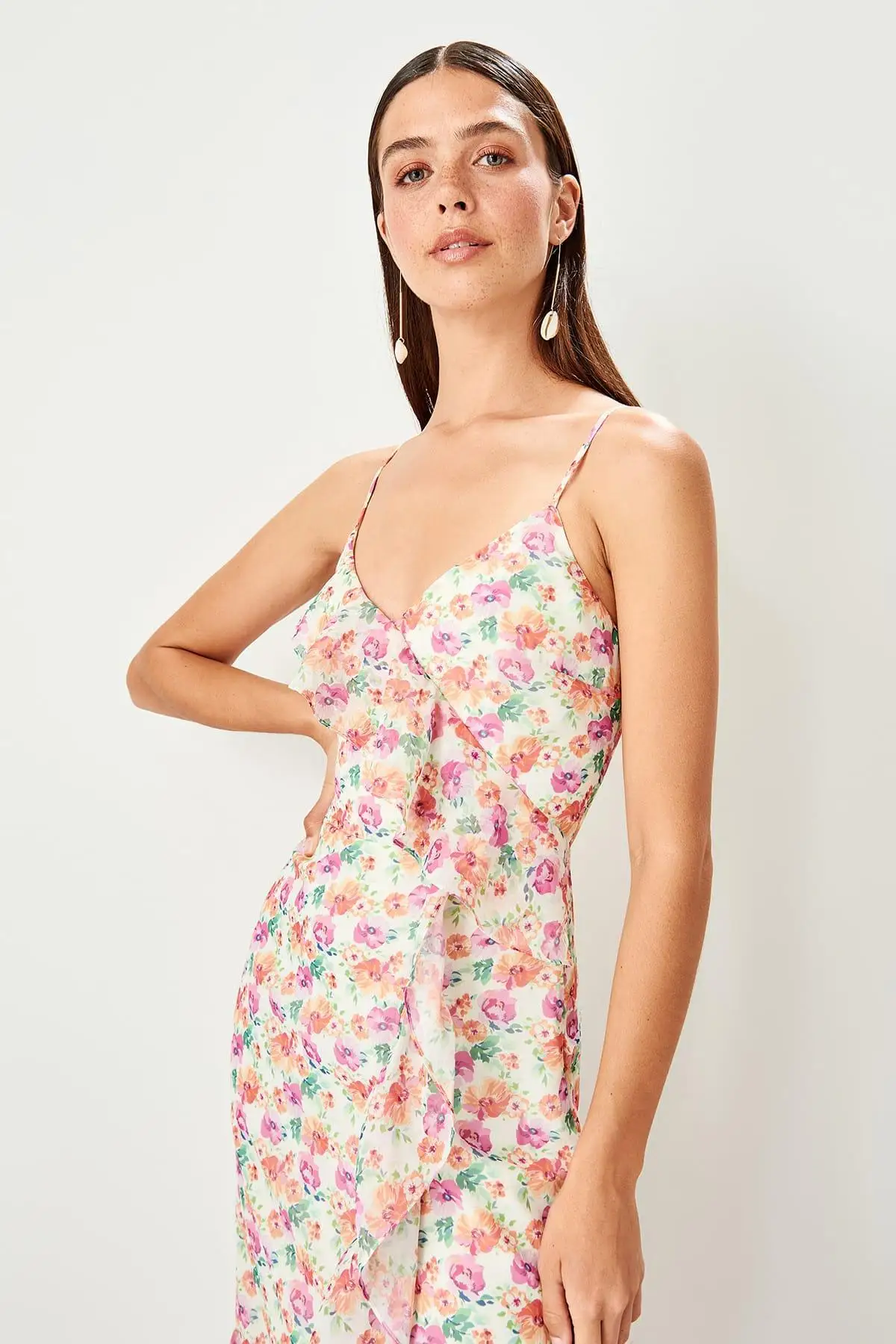 

Trendyol Cream Patterned Dress TWOSS19EL0282