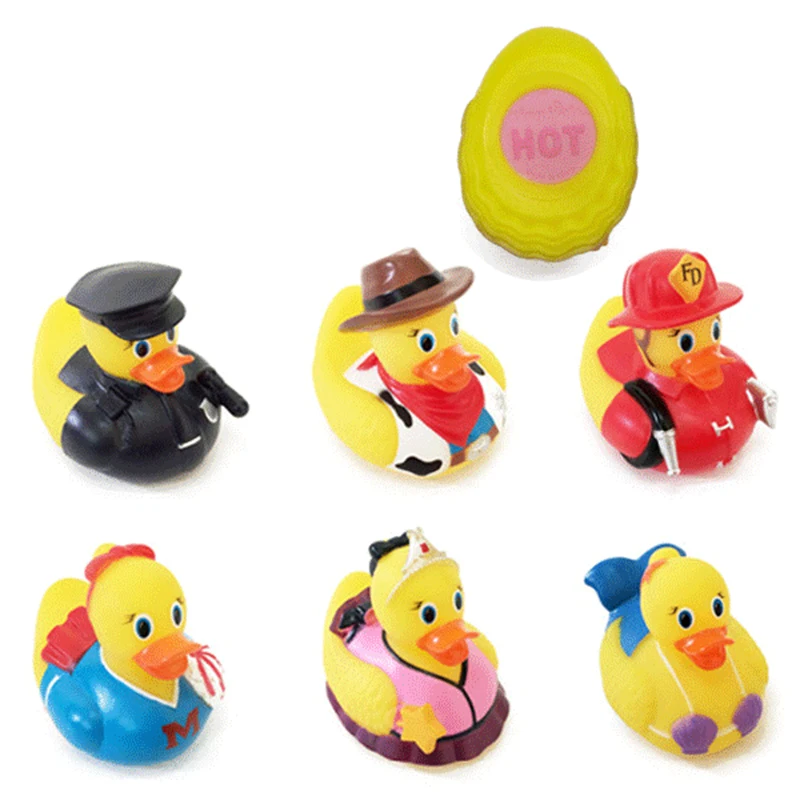 1 PC Cute Duck Toys Summer Outdoor Swimming Rubber Animals Spray Float