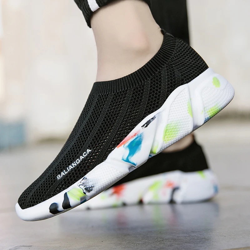 

NORTHMARCH Men Shoes 2018 New Arrivals Breathable Outdoor Shoes Slip-On Men Sneakers Sepatu Casual Pria Zapatos Deportivos