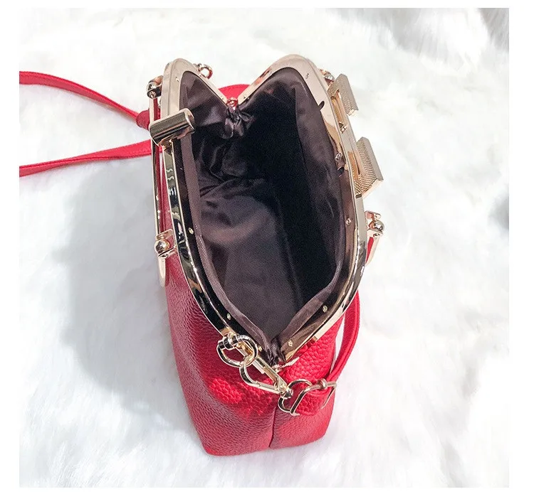NIGEDU роскошные женские сумки, фирменный дизайн, женские сумки на плечо с цепочкой и кисточкой, маленькие сумки-мессенджеры на застежке для дам, черные, красные