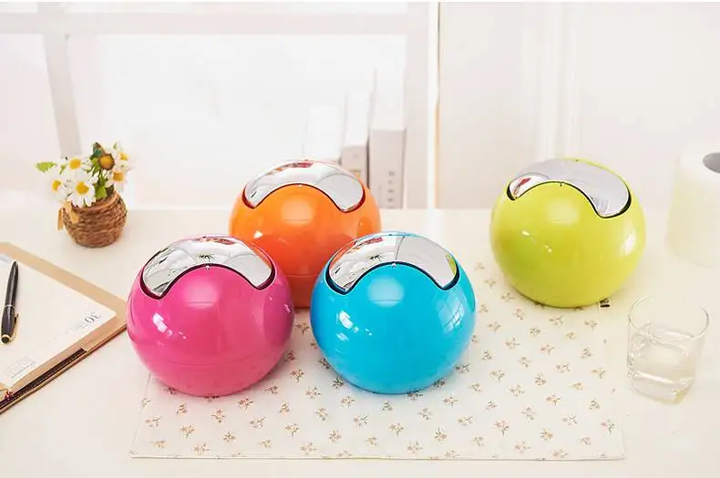 

1pcs Creative Spherical Mini Garbage Can Dust Trash Bin Home Office Desktop Small Waste Bin Storage Box