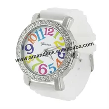 65 шт./партия, Новое поступление кварцевые часы, силиконовые часы большого количества, черный и белый 2 цвета, большой циферблат Кристальные часы