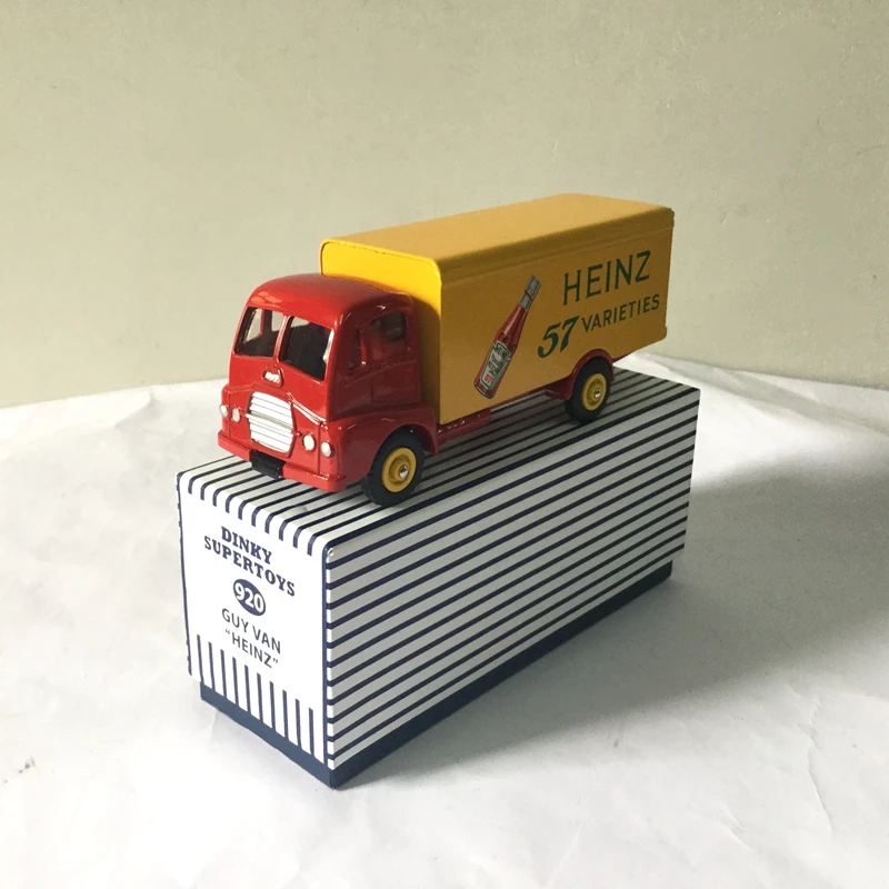 Литая машина MDOEL 1:43 Atlas Dinky SUPERTOYS 920 CAMION COUVERT GUY 57 разновидностей