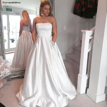 

2019 Long Strapless Bridesmaid Dresses With Pockets Lace Up Sweep Train Sleeveless Simple Formal Wedding Guest Party Gowns Cheap
