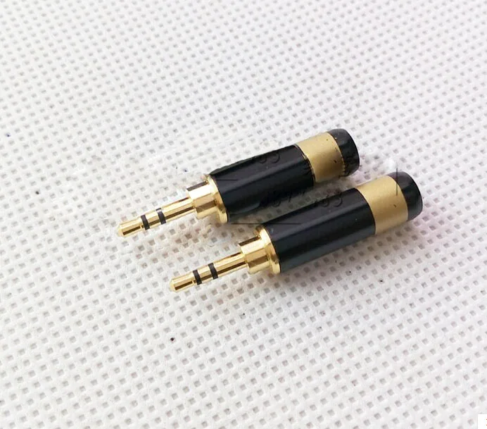 50pcs Gold plated copper 2 5mm 3 pole with Belt clip Plug Male Headphone Jack Audio Connector For 4mm Cable Adapter