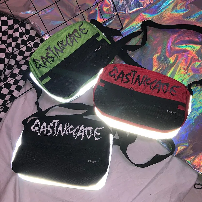 

2019 luminous fire letters color matching canvas bag Japanese and Korean simple literary one shoulder reflective Messenger bag