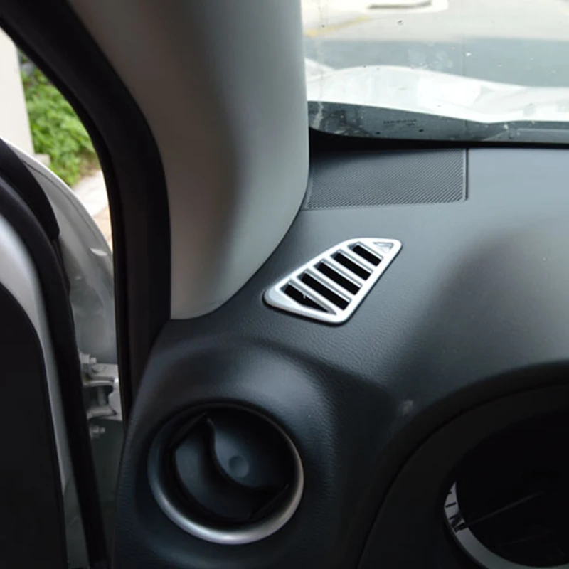 

ABS Plastic For Nissan Navara NP300 accessories 2017 2018 2019 Car Styling Car front Small air outlet Decoration Cover Trim