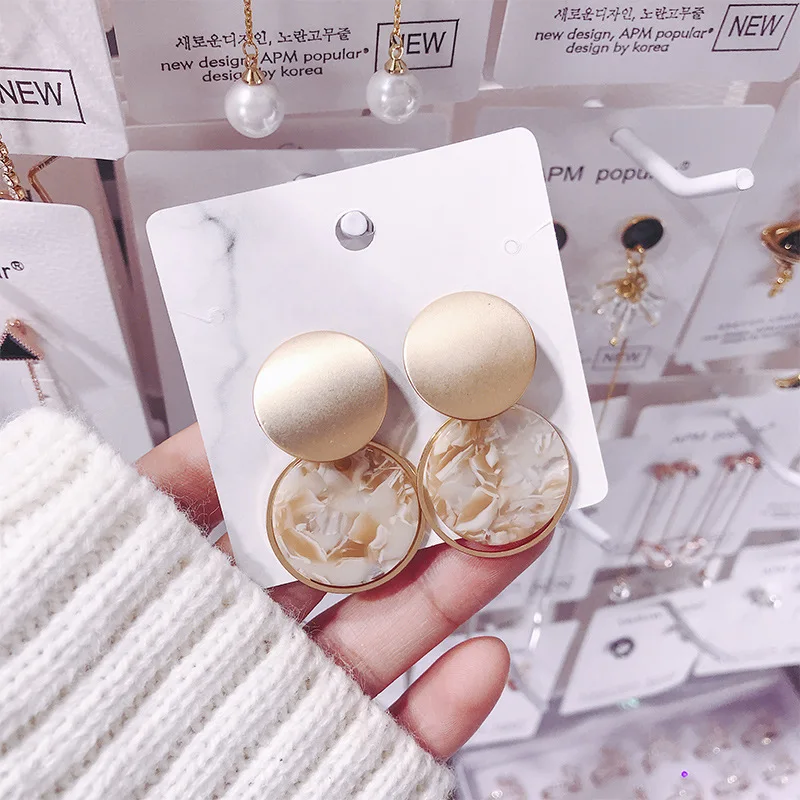

New Earrings Sleek Minimalist Round Matte Geometric Earrings for Women Acrylic Alloy Stitching Style Trends Earrings Wholesale