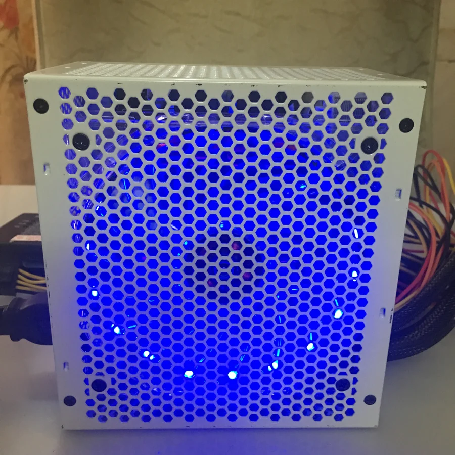 700W PSU ATX 12V Gaming PC Power Supply 24Pin / Molex / Sata 12CM Fan