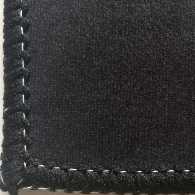 맞춤형 도어 매트: 입구, 복도, 주방을 위한 스타일리시하고 기능적인 솔루션