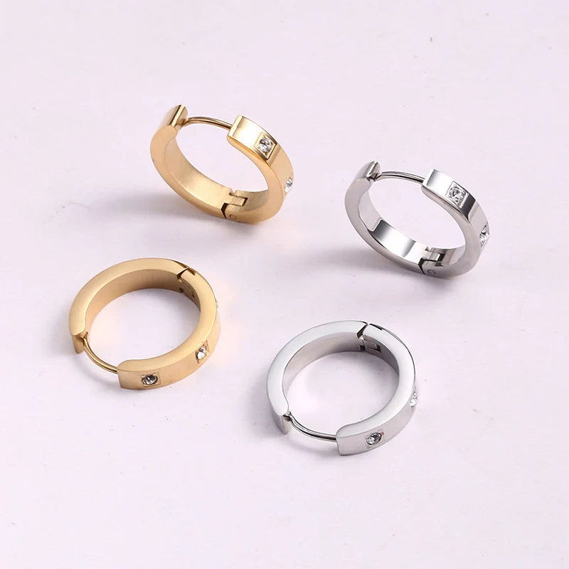 Серьги инкрустированные миниатюрными 16 мм Minimalist Hoop Earrings Huggie Hoop Серьги Для женщин Пронзительный гипоаллергенный