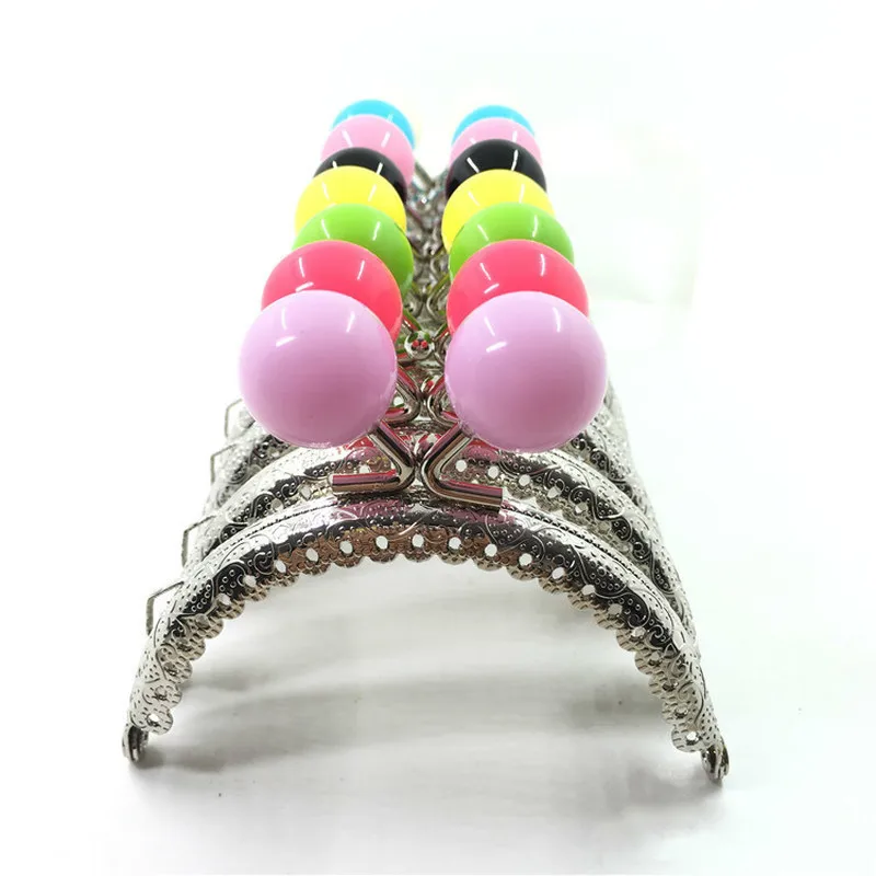 

Metal Frame 14 Colors Arch Kiss Clasp Clutch Flower Pattern Ruffled Fashion Mini Purse 20mm Ball Luggage&Bag Accessories 8.5CM