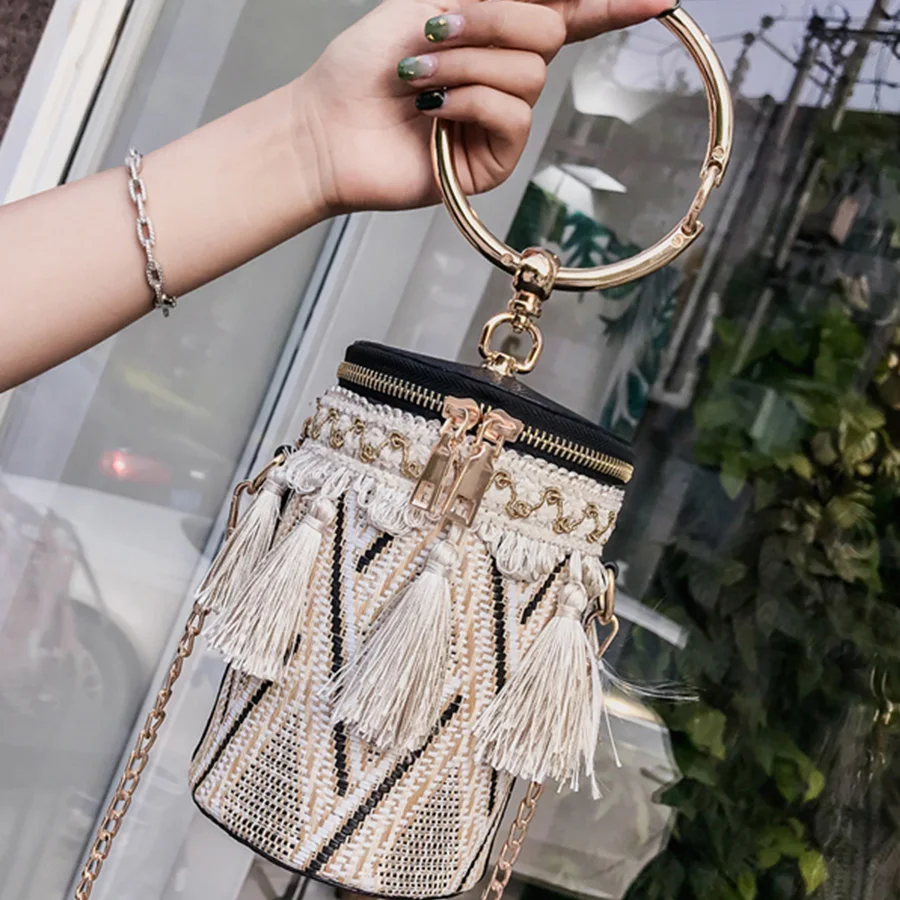

Fashion Weaving Hand Round Crossbody bags for Women's Bags Designer 2019 Retro Metal Ring Hand bags Chain Shoulder Messenger bag