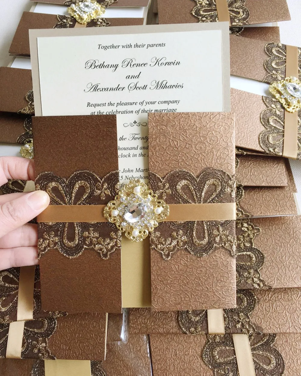  30 pcs Golden Lace Wedding Invitation Cards - Set of 30 - 32387272704