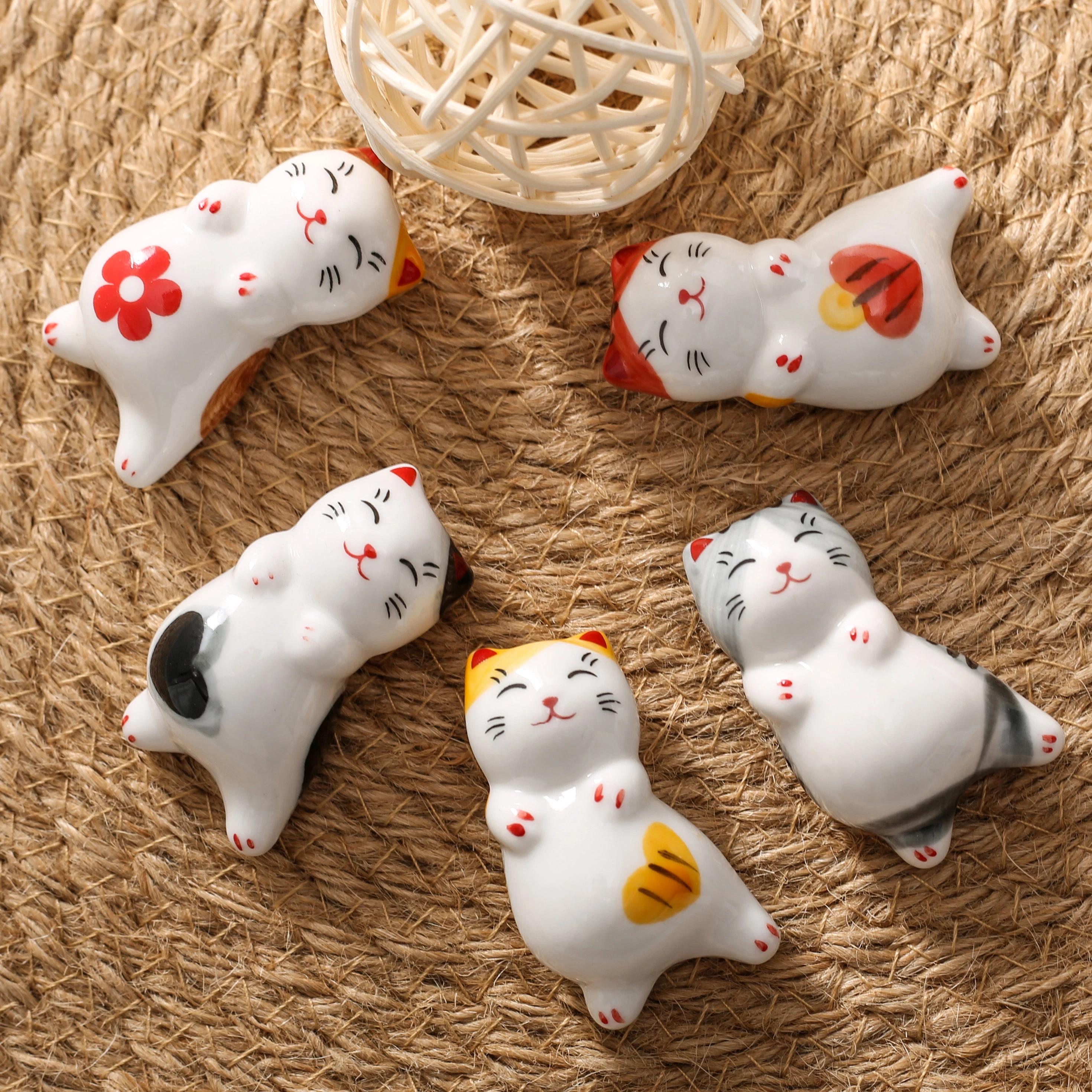 

Cute Cats Animal Figurines Ceramic Miniatures Figurine Home Craft Ornament Animal Model Garden Miniatures Crafts Home Decor