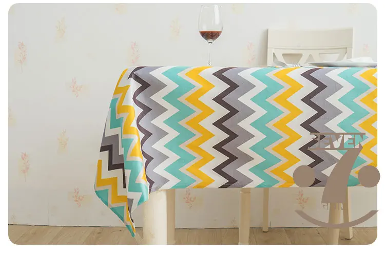 Table covers (2)