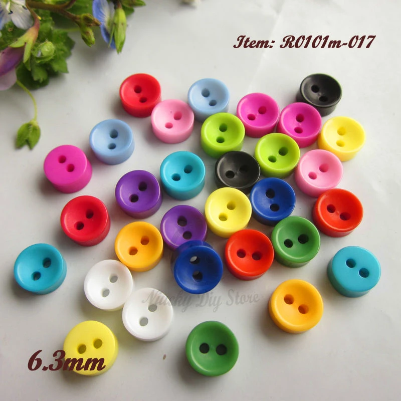 Set colorido de los botones de Coser Pequeño Surtido 50 un plástico 2 orificios artesanías de 6mm B0109611