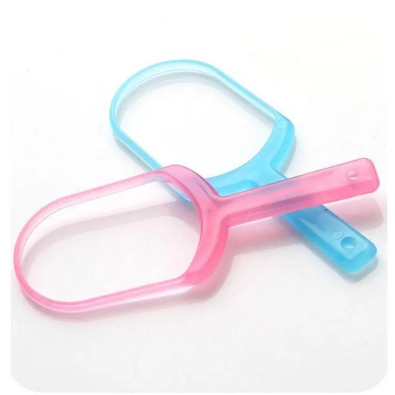 

2 pcs/set Tongue cleaning brush tongue cleaner, tongue scraper, de-halitosis random color