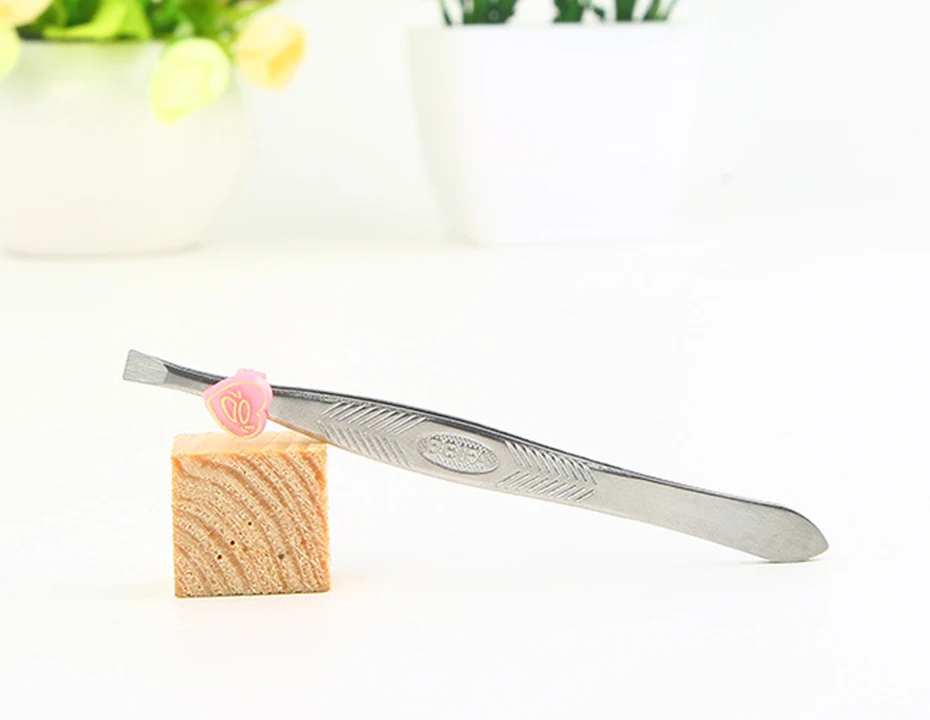 012 Makeup Tweezers