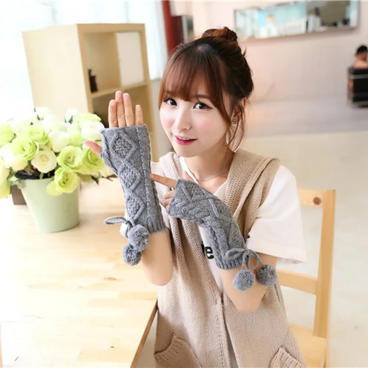 Новые однотонные Пушистые вязаные женские перчатки, теплые зимние перчатки без пальцев, вязаная рукавица - Цвет: Grey