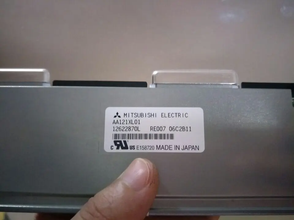 

brand new original 12.1'' inch industrial control panel AA121XL01
