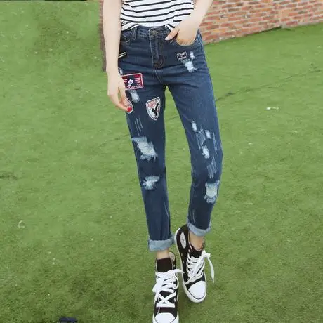 

Jeans Womens 2017 Autumn Korean Fashion Vintage Badge Ripped Blue Denim Pants Trousers Long Pencil Pants jeans femme B67
