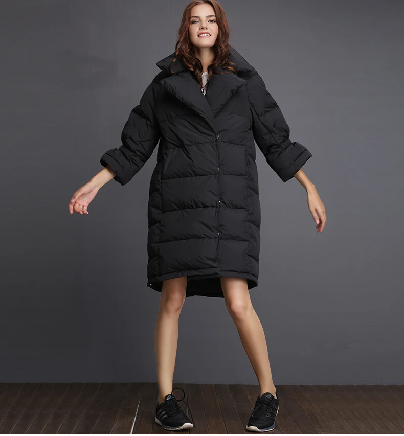 

2018 new winter long down jacket big yards thick warm loose women's European and American style high-quality white duck