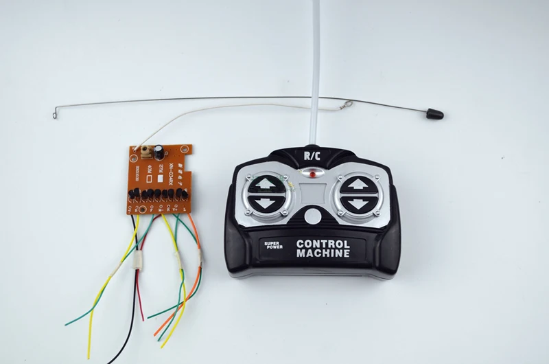 

1Set 27Mhz 5 Channel Remote Control Unit Motor Controller+4-6V Receiver Board DIY Toy Spare Parts for RC Car/Boat/Tank Model