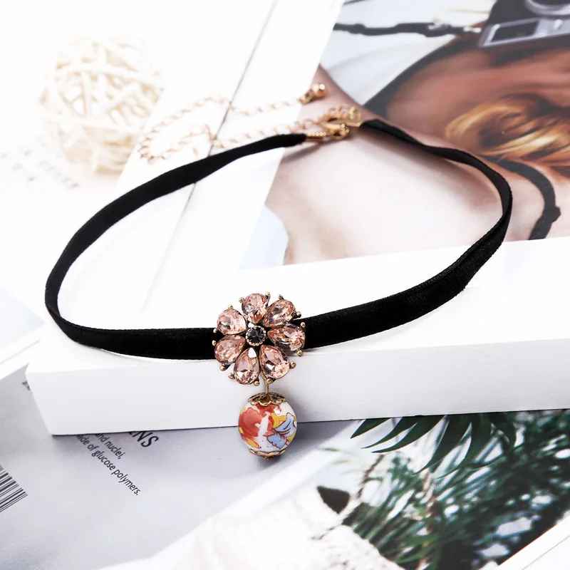 

kissme Unique Resin Crystal Flower Ceramic Ball Drop Choker Necklace For Women Gifts Vintage Color Black Necklaces Accessories