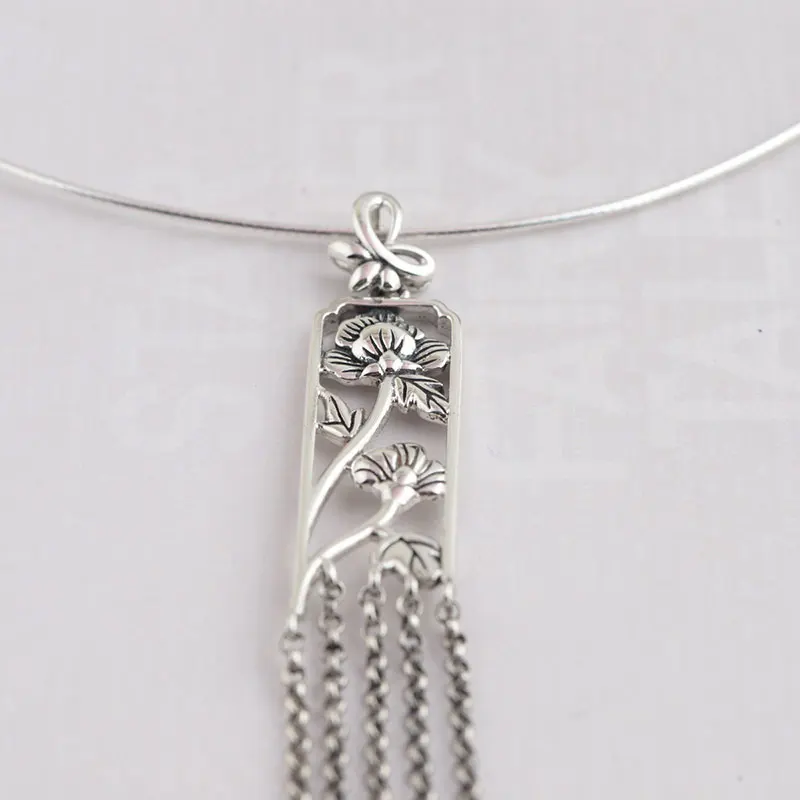 3646047937_1920852753