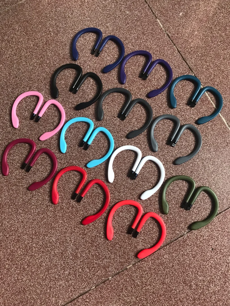 Новый запасной мягкий пластиковый крючок для наушников Earhook Powerbeats 3