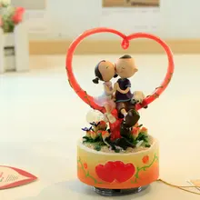 Вращающиеся украшения Подарочная музыкальная шкатулка светящаяся Мужская романтическая для свадьбы и рождества украшение дома