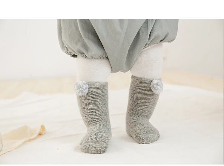 1 Pair Baby Socks For Unisex Cute Cartoon Cotton Thickened Kids Fur Ball Socks Knee Girl Boy Baby Toddler Socks infant Soft Cotton socks 0-5 Y (5)