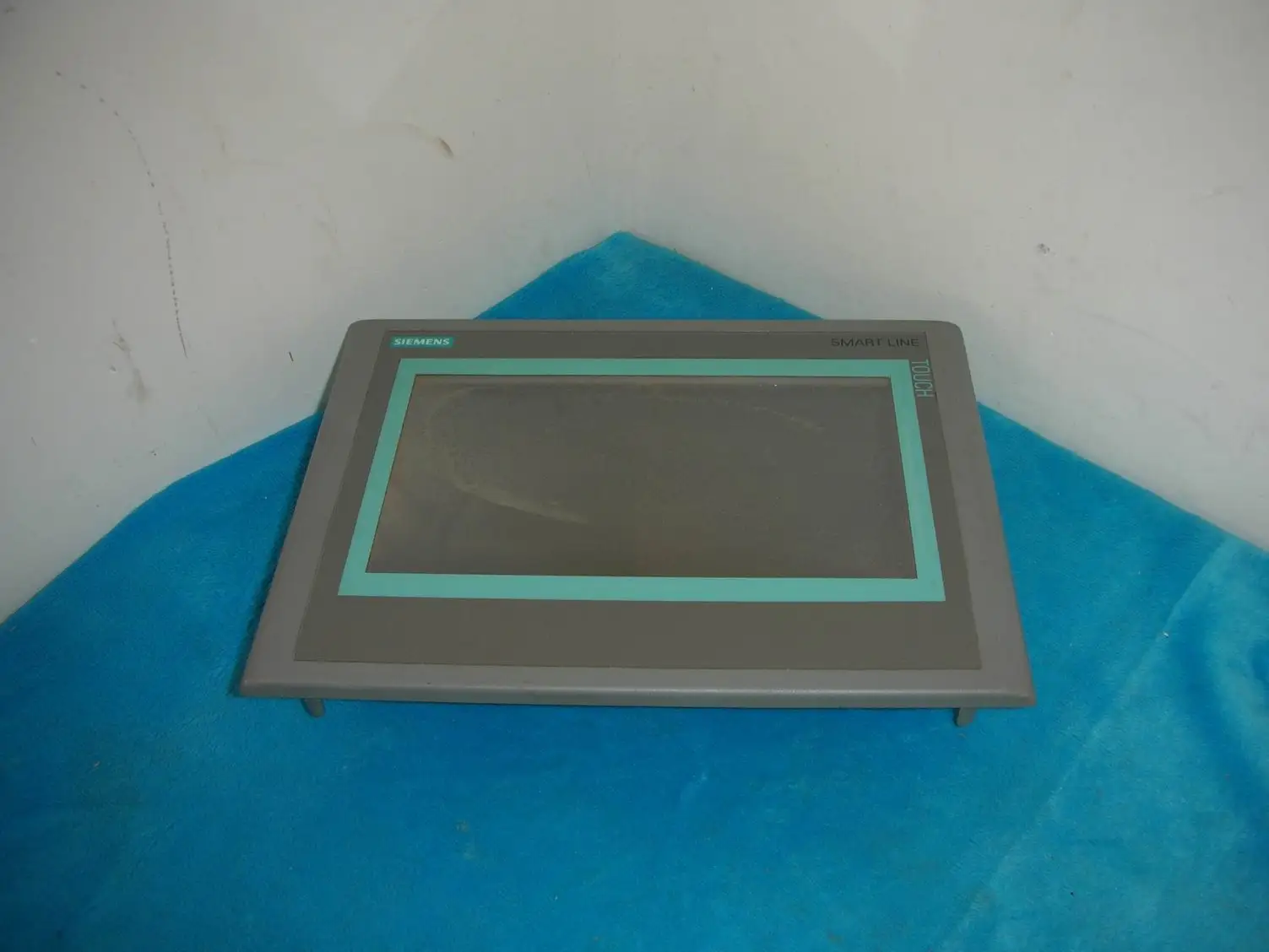 

1PC USED 7 Inch Touch Screen 6AV6648-0BC11-3AX0 Smart700IE
