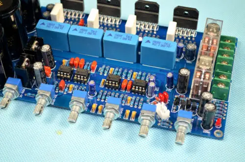 

sep-store Assembled LM3886 2.1 Power amplifier board with Protection 2X 68W+120W L154-20