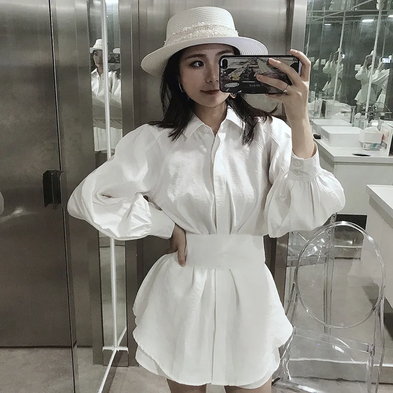 

LANMREM 2019 Summer New Casual Fashion Women Solid Color Loose Lapel Shirt Shorts Temperament Suit TC093