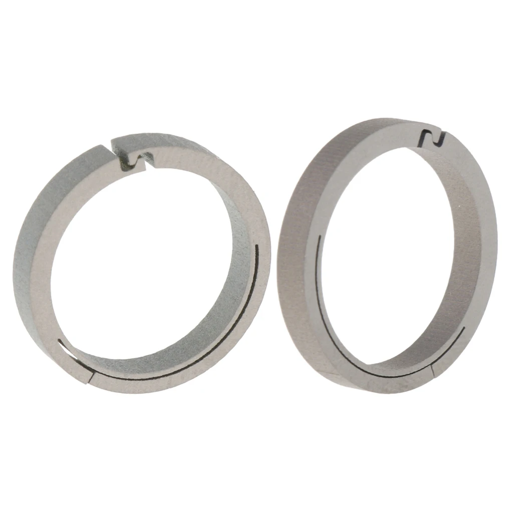 2 Pieces Titanium Spring Keychain Buckle Clip Round Hook Key Chain Carabiner Climbing Accessories Outdoor Tools S&M