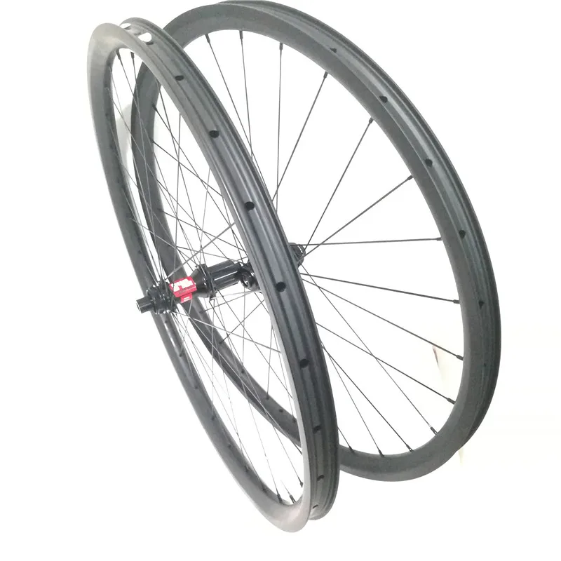 Discount 1 pair MTB wheels DT 240 centre lock Ractchet 36 10/11 speed hub 28*32mm mountain carbon rim and sapim cx rays Ultralight weight 3 Discount 1 pair MTB wheels DT 240 centre lock Ractchet 36 10/11 speed hub 28*32mm mountain carbon rim and sapim cx rays Ultralight weight 3