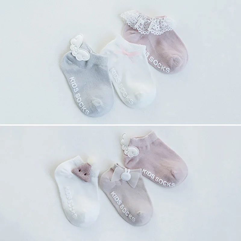 3 пар/лот; хлопковые носки для новорожденных; носки для маленьких девочек с милыми цветами и крыльями ангела; нескользящие носки-тапочки для новорожденных; Sokken Neonato