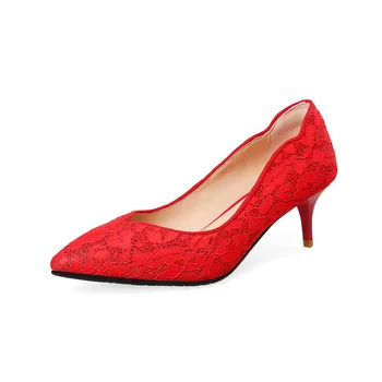 

Red wedding shoes in the spring of 2018 the new Chinese silks and satins shallow mouth 43 toast single shoe size code 33-18328